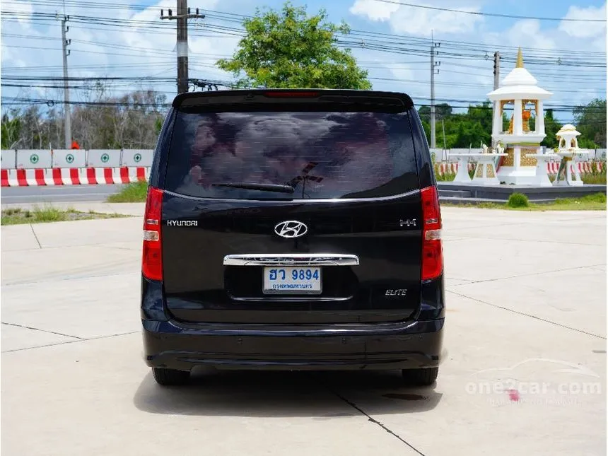 2017 Hyundai H-1 Elite Van