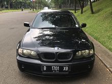 2004 BMW 318i 2.0 Sedan