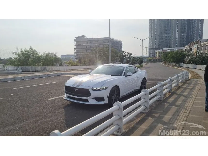 2024 Ford Mustang EcoBoost Fastback