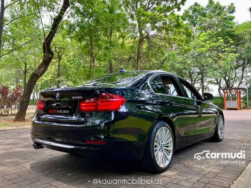 2015 BMW 328i Luxury Sedan