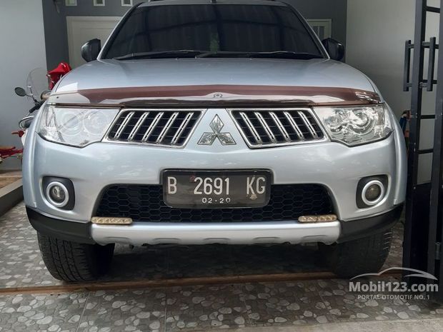 Mitsubishi Pajero  Sport Mobil  bekas  dijual di  Dki jakarta  