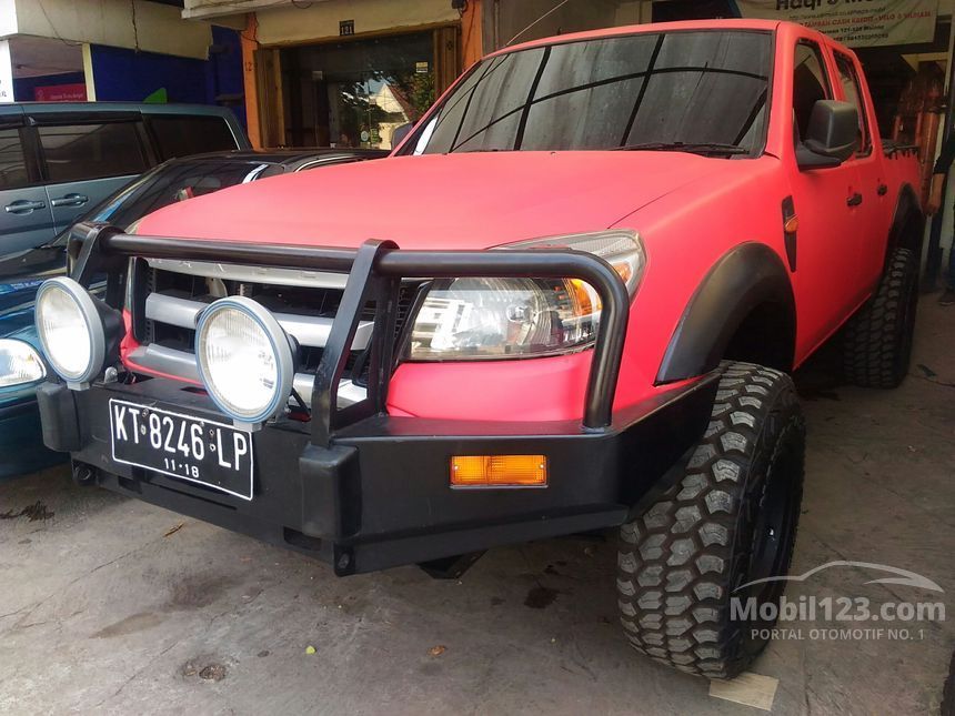Jual Mobil Ford Ranger 2010 Base 2.5 di Jawa Timur Manual Pick-up Merah ...