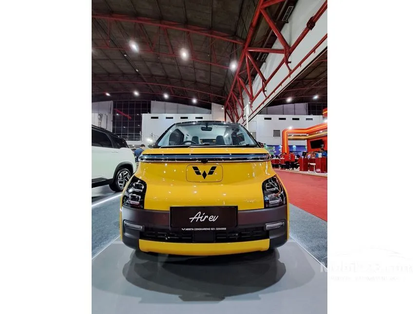 Jual Mobil Wuling EV 2024 Air ev Charging Pile Long Range di Banten Automatic Hatchback Kuning Rp 249.900.000