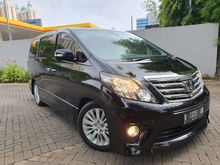2013 Toyota Alphard 2,4 SC MPV
