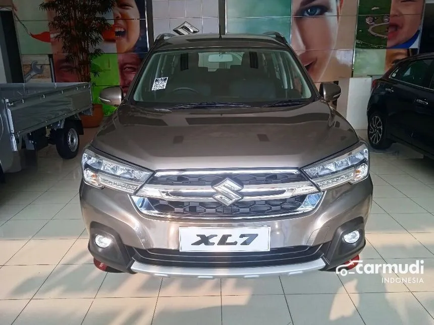 Jual Mobil Suzuki XL7 2024 ZETA 1.5 di DKI Jakarta Automatic Wagon Abu