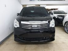Toyota NAV1 G AT 2013