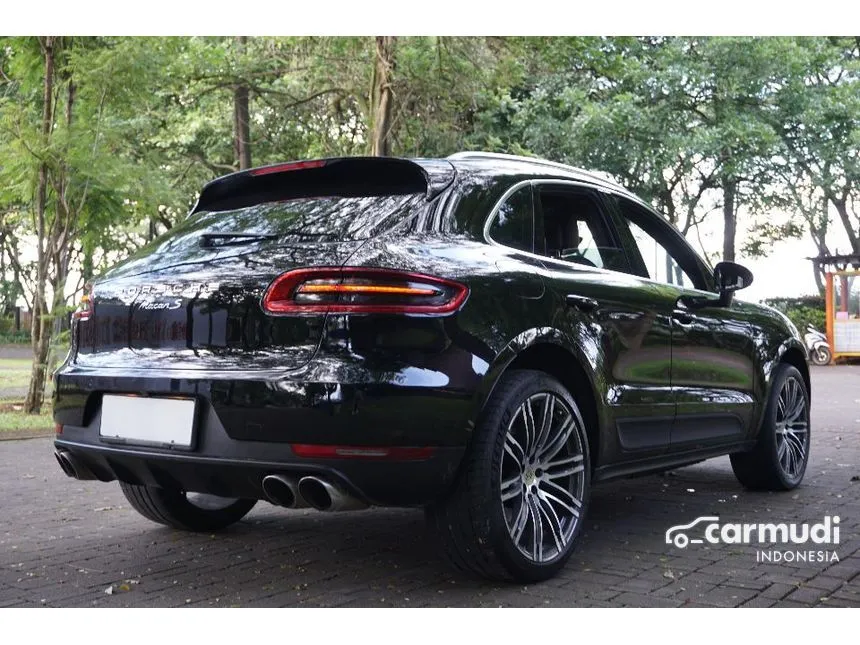 2015 Porsche Macan S SUV