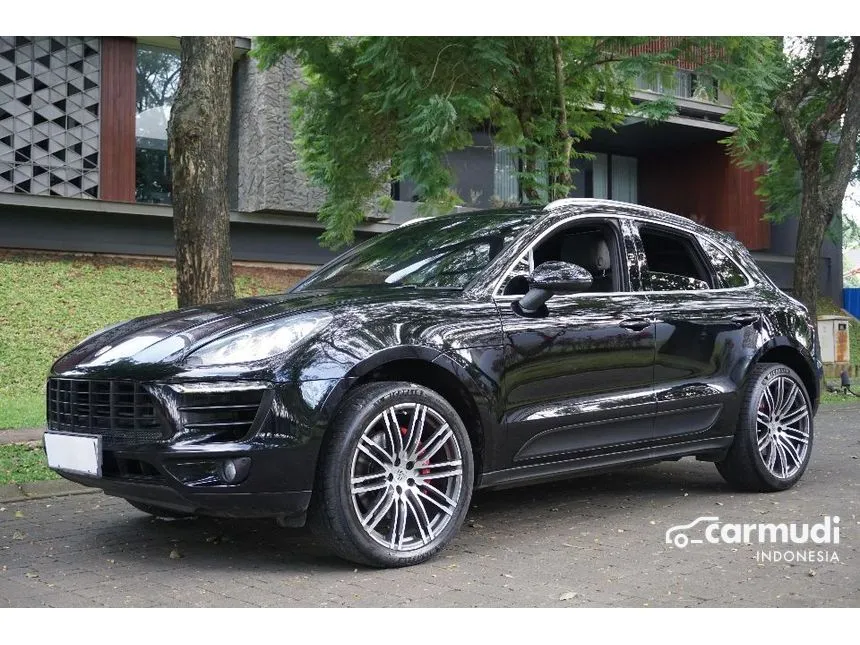 2015 Porsche Macan S SUV