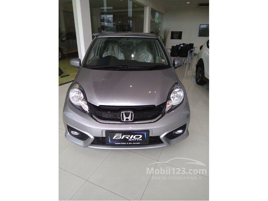 Jual Mobil  Honda  Brio  2019 Satya  E 1 2 di Jawa Barat 