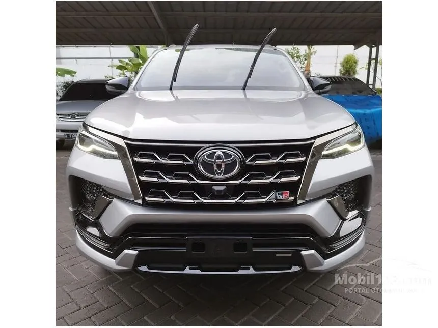 Jual Mobil Toyota Fortuner 2024 GR Sport 2.8 di Banten Automatic SUV Silver Rp 605.000.000