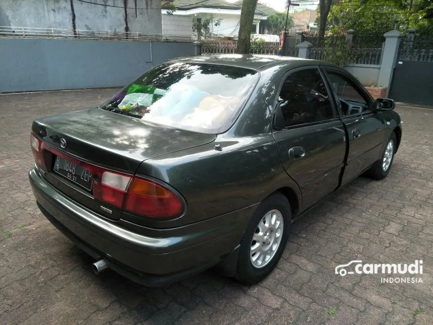 1998 Mazda 323 Sedan