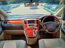 2004 Toyota Alphard 3.0 G MPV