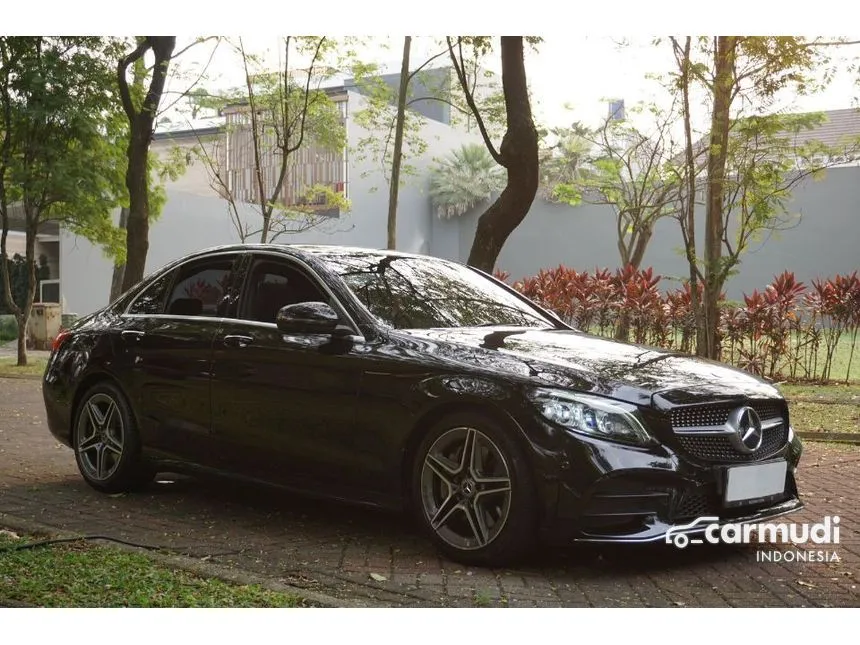 2019 Mercedes-Benz C300 AMG Line Sedan