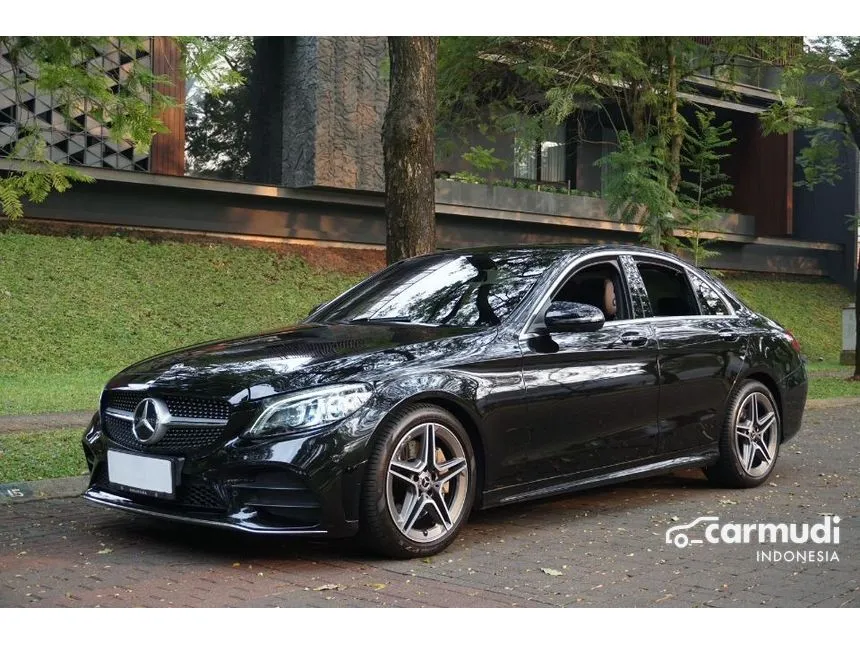 2019 Mercedes-Benz C300 AMG Line Sedan
