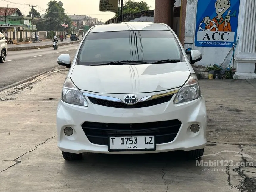 Jual Mobil Toyota Avanza 2014 Veloz 1.5 di Jawa Barat Automatic MPV Putih Rp 137.000.000