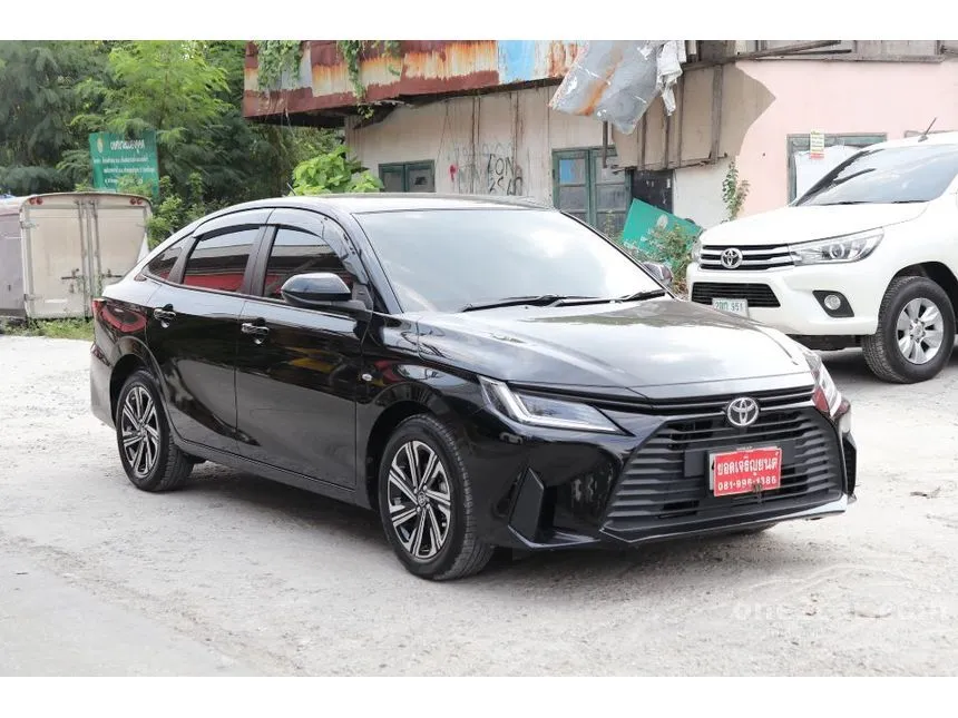 2023 Toyota Yaris Ativ Sport Sedan