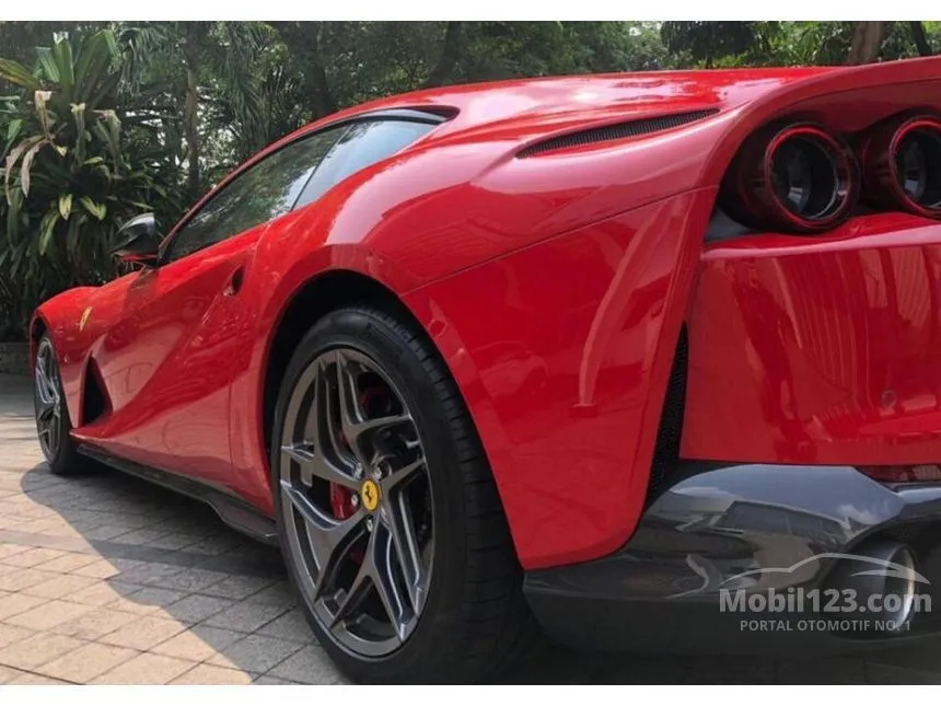 2022 Ferrari 812 Superfast Coupe