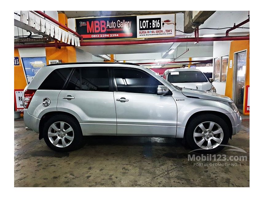 Jual Mobil  Suzuki  Grand  Vitara  2009 2 4 2 4 di DKI Jakarta  