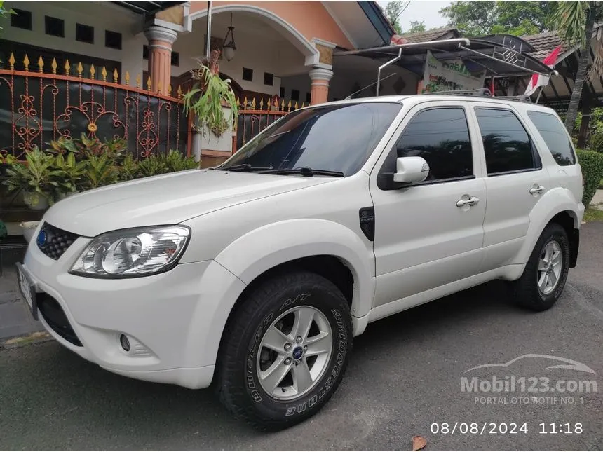 Jual Mobil Ford Escape 2012 XLT 4x2 2.3 di DKI Jakarta Automatic SUV Putih Rp 125.000.000