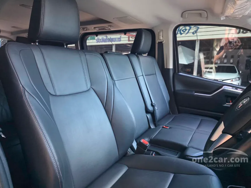 2020 Toyota Majesty Premium Van