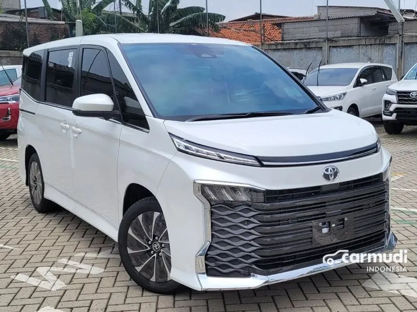 Jual Mobil Toyota Voxy 2024 (Premium Color) 2.0 di DKI Jakarta Automatic MPV Putih Rp 592.800.000