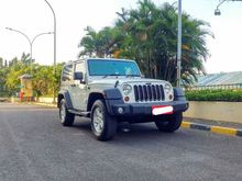 2010 Jeep Wrangler 3.8 Rubicon SUV jk sport 2 pintu putih kilometer 12 rban