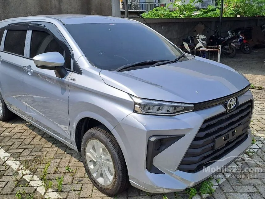 Jual Mobil Toyota Avanza 2024 E 1.3 di DKI Jakarta Automatic MPV Silver Rp 150.000.000