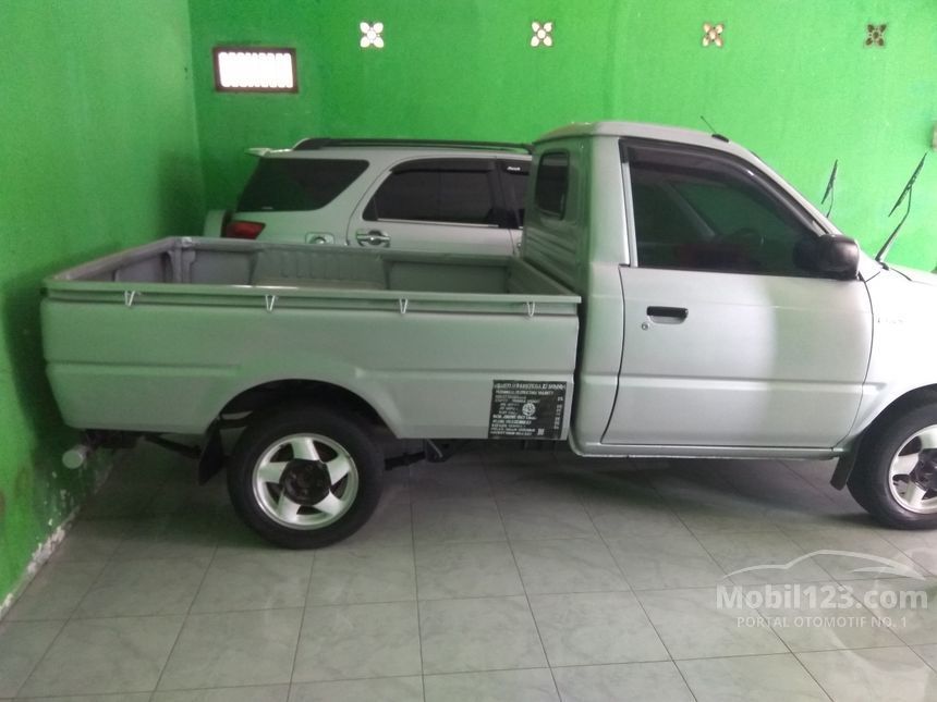 Jual Mobil Toyota Kijang Pick Up  2006 1 8 di Jawa  Barat 