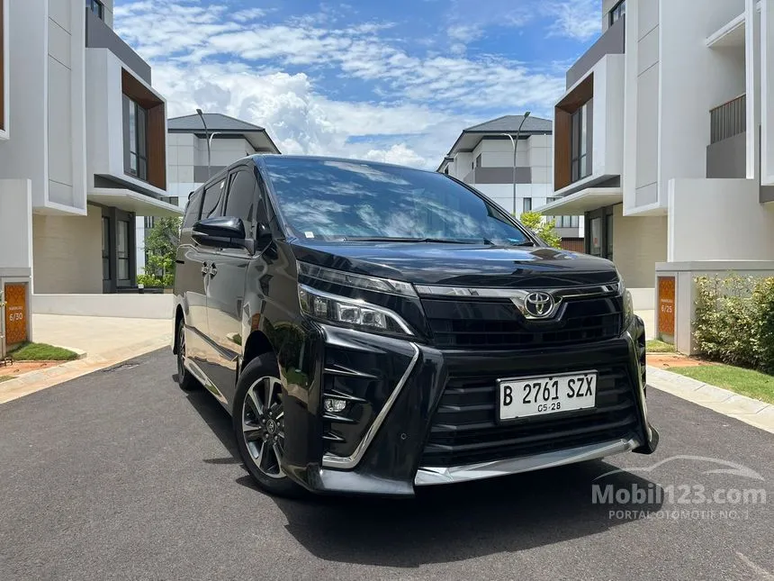 Jual Mobil Toyota Voxy 2018 2.0 di DKI Jakarta Automatic Wagon Hitam Rp 320.000.000