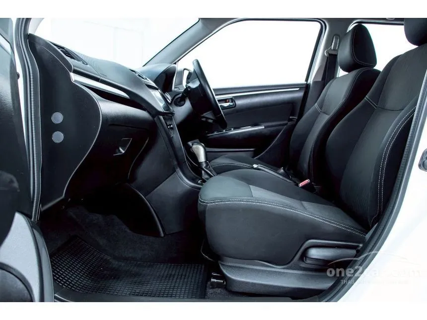 2015 Suzuki SWIFT GL Hatchback