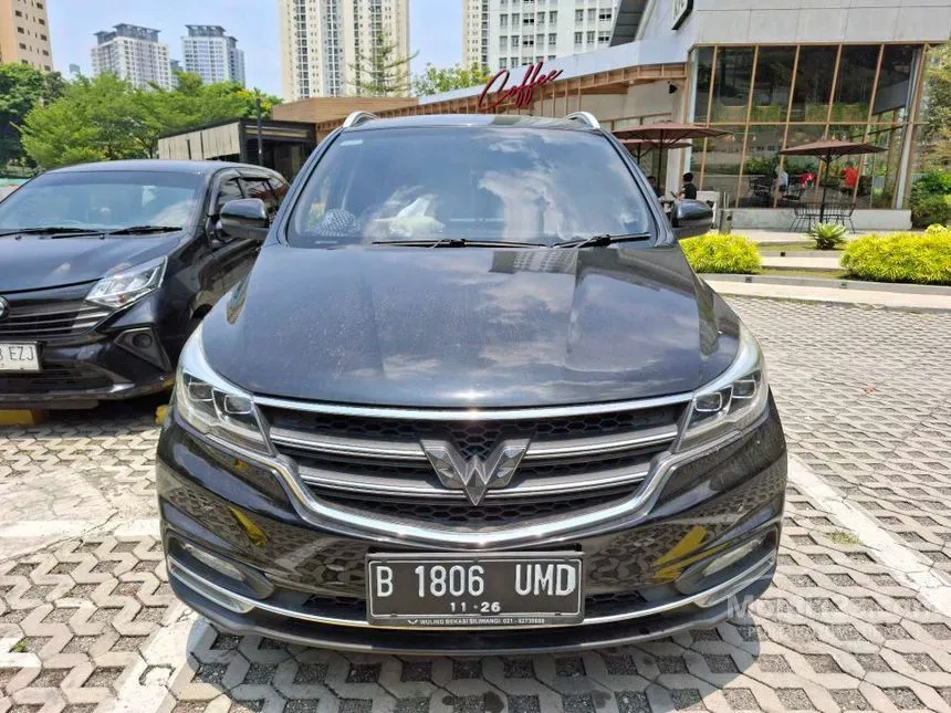Jual Mobil Wuling Cortez 2018 L Lux 1.8 di Jawa Barat Automatic Wagon Hitam Rp 137.000.000