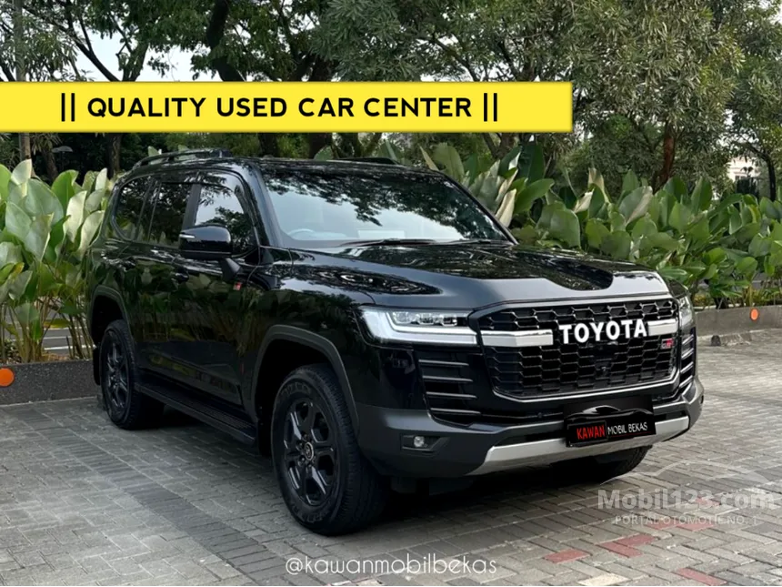 2023 Toyota Land Cruiser 300 GR-S SUV
