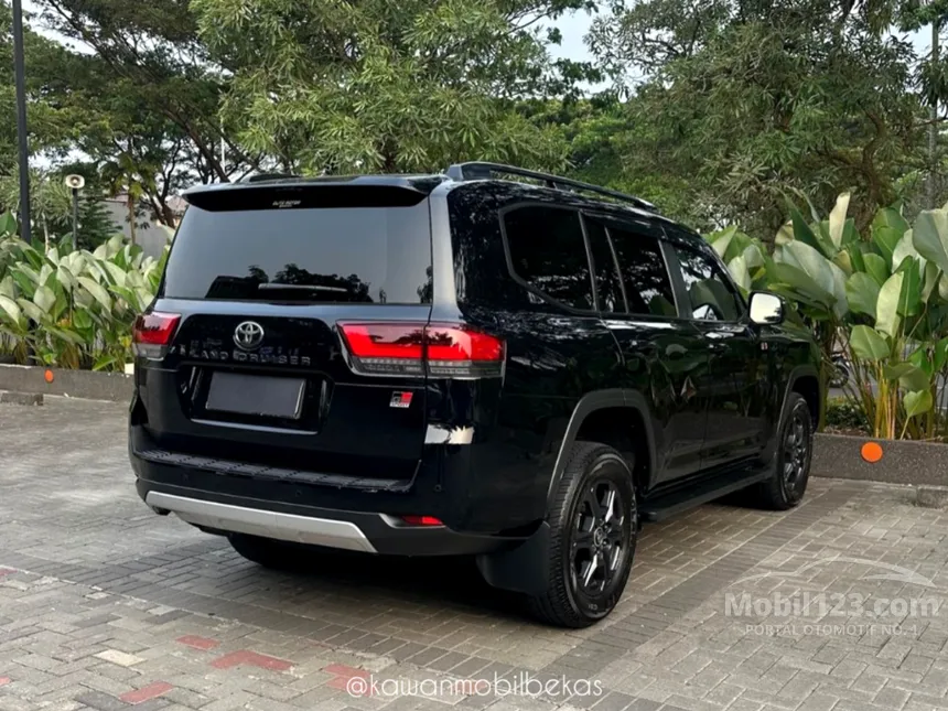 2023 Toyota Land Cruiser 300 GR-S SUV