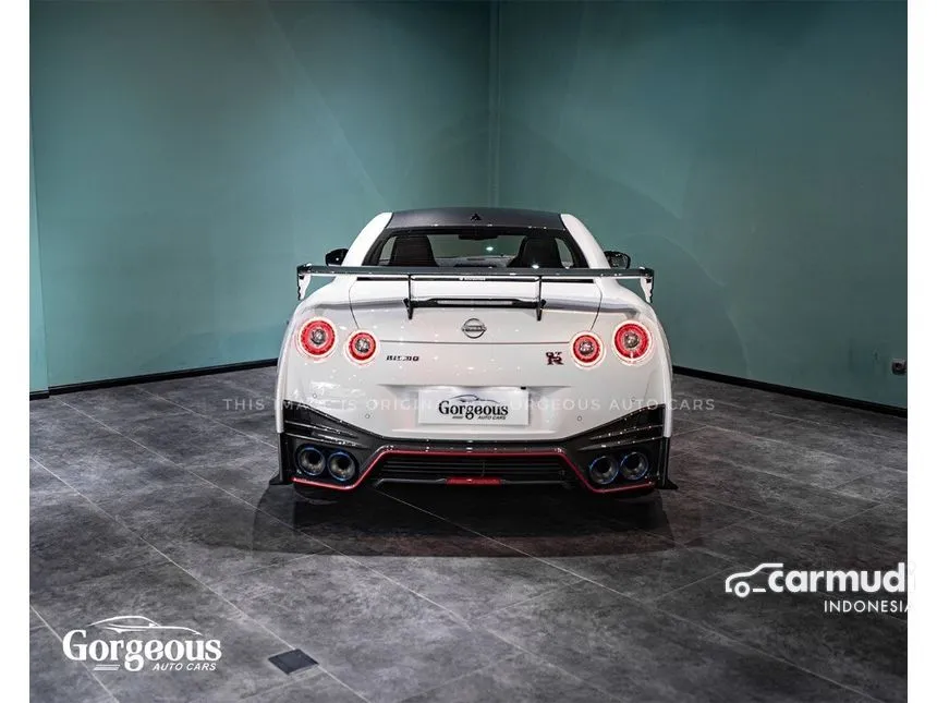 2022 Nissan GT-R Nismo Coupe