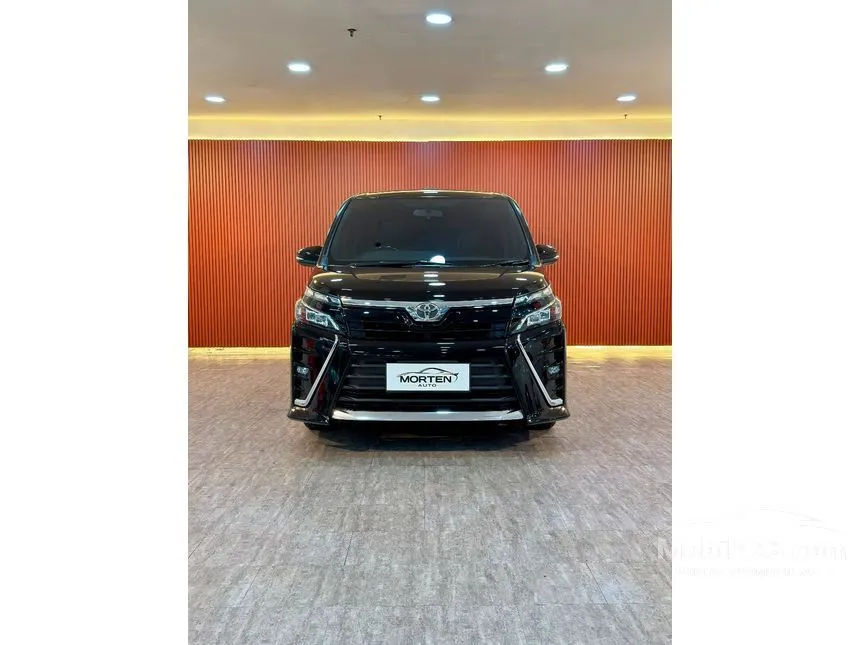 2020 Toyota Voxy MPV