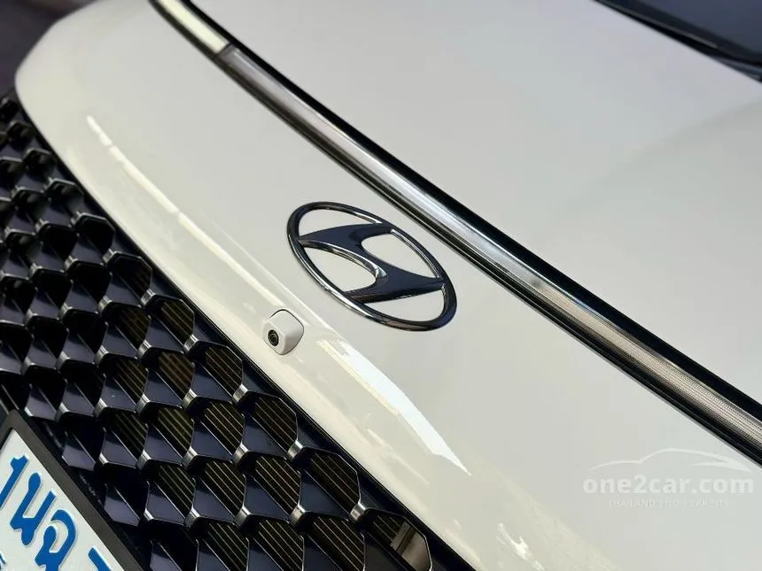 2024 Hyundai Staria Premium Van