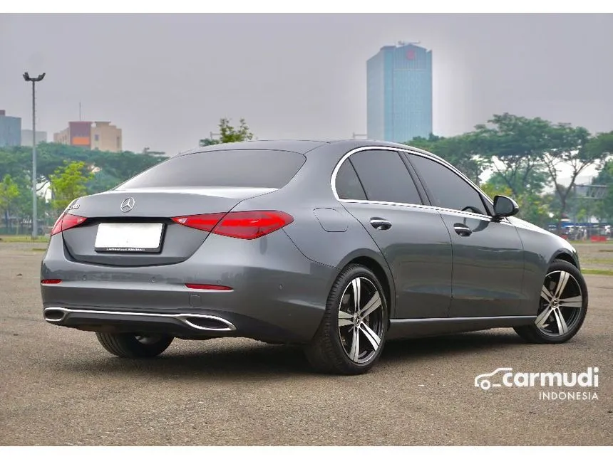 2022 Mercedes-Benz C200 Avantgarde Line Sedan