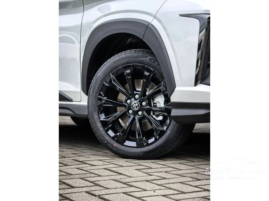 2026 Toyota Veloz Q HEV (Premium Color) MPV