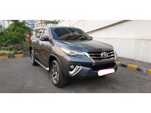 2017 Toyota Fortuner 2.4 VRZ SUV abu dp 110 jt saja kredit bisa dibantu