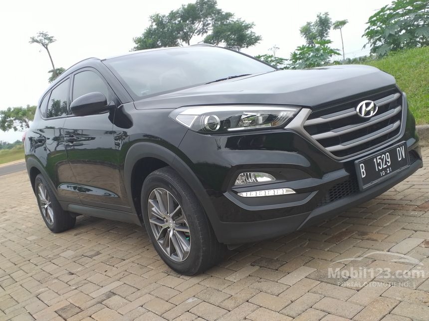 Jual Mobil Hyundai Tucson 2016 GLS 2.0 Di Banten Automatic SUV Hitam Rp ...