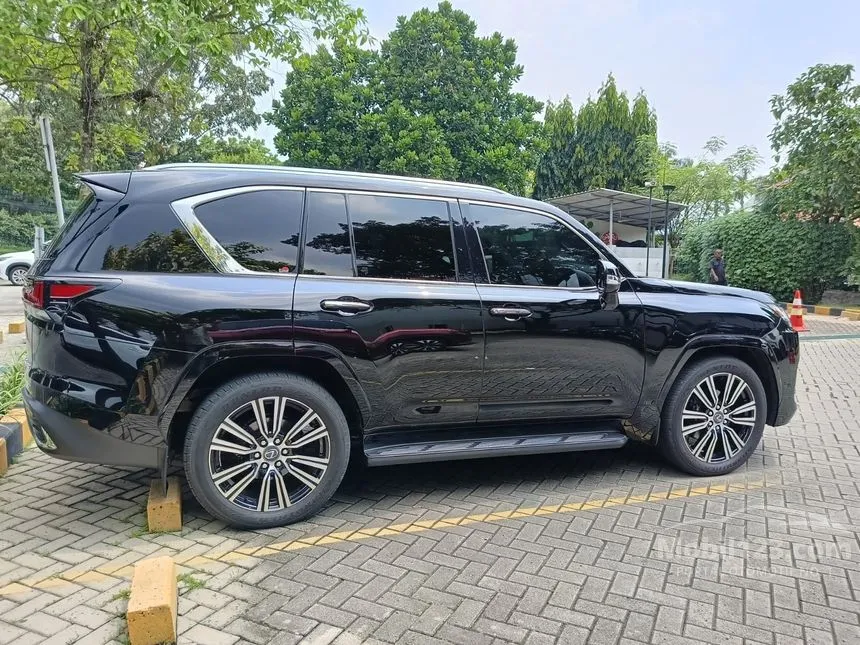 2024 Lexus LX 600 SUV