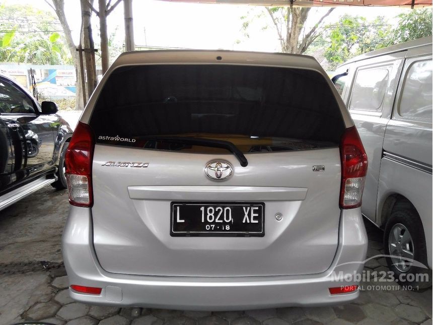 Jual Mobil  Toyota Avanza  2013 E 1 3 di Jawa Timur Manual 