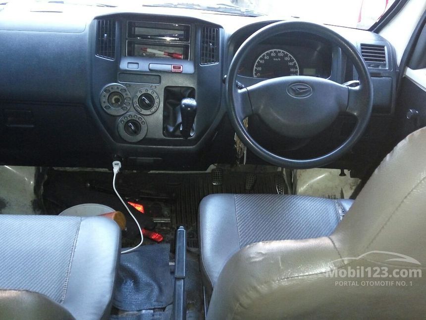 2011 Daihatsu Gran Max AC Van