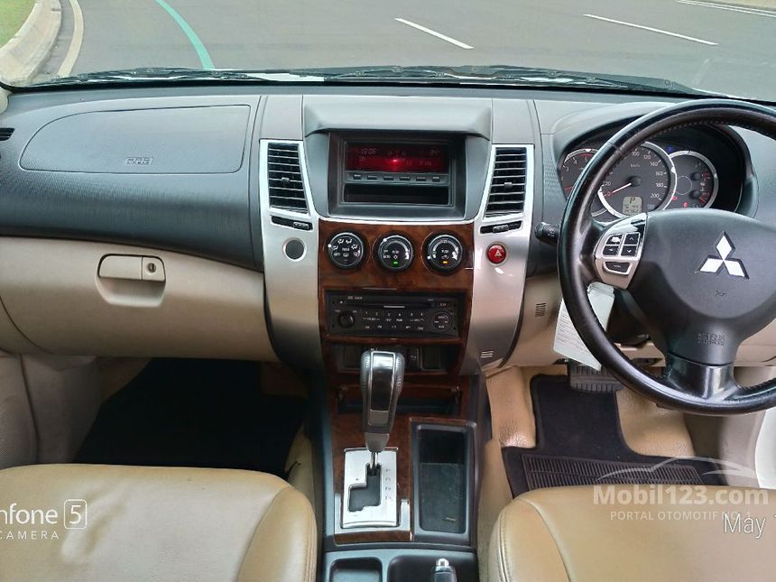 Jual Mobil  Mitsubishi Pajero  Sport  2011  Exceed  2 5 di DKI 