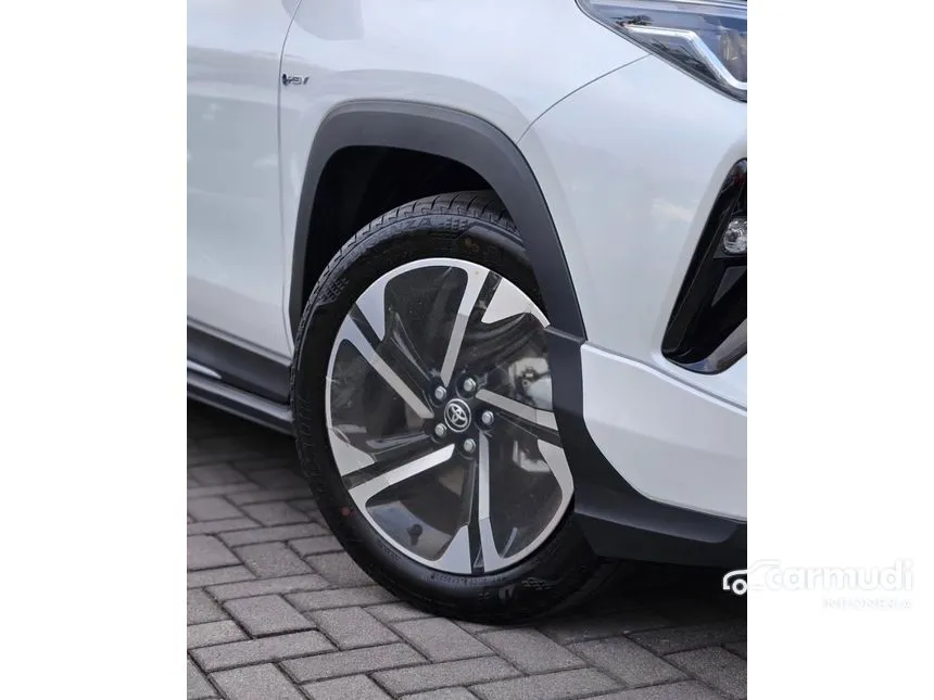 2025 Toyota Yaris Cross S with GR Parts Aero Pkg (Prem Clr) SUV