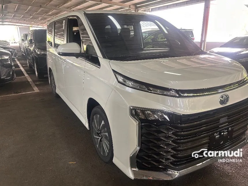 2024 Toyota Voxy Van Wagon