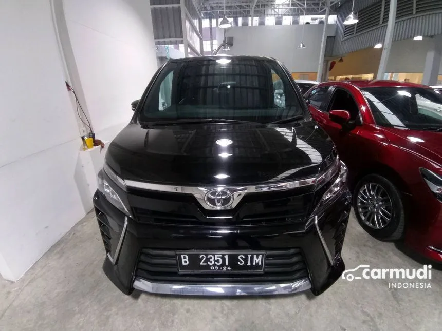 2019 Toyota Voxy MPV