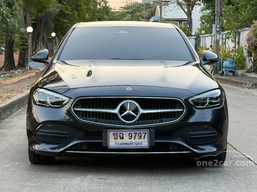 2022 Mercedes-Benz C220 d Avantgarde Sedan