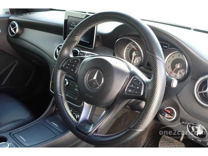 2016 Mercedes-Benz CLA180 Urban Coupe