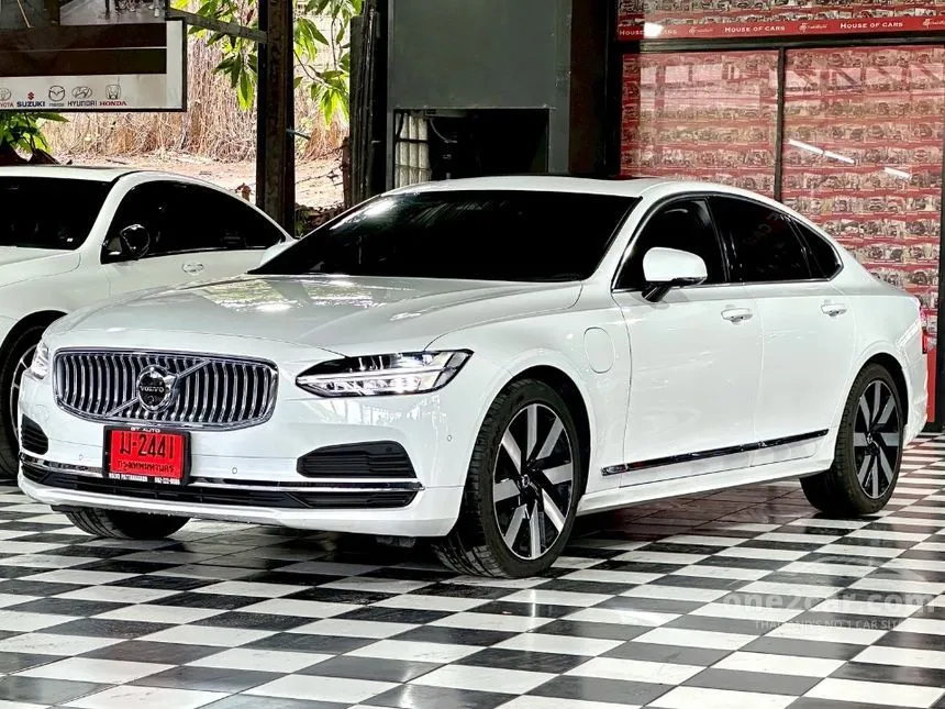 2026 Volvo S90 Recharge Ultimate T8 Bright Sedan